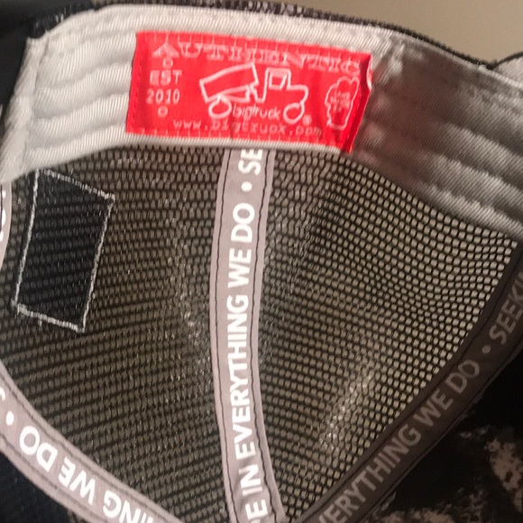 NWOT bigtruck OG Sublimated Mountain Peak SnapBack - Picture 7 of 7